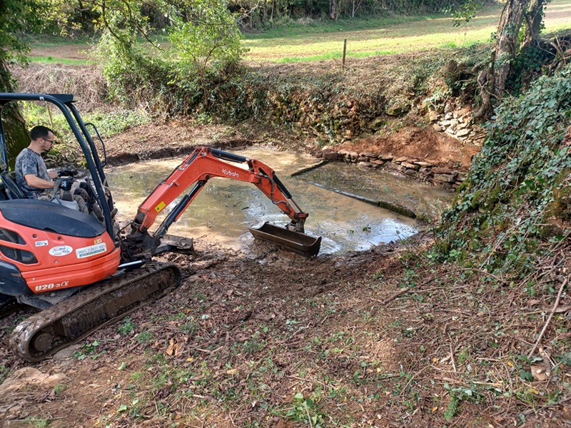 Trame Bleue 46 : A l’automne, vient le temps des travaux de restauration des mares.